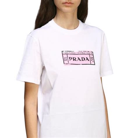 prada camisetas mujer|Camisas y tops de diseño para mujer .